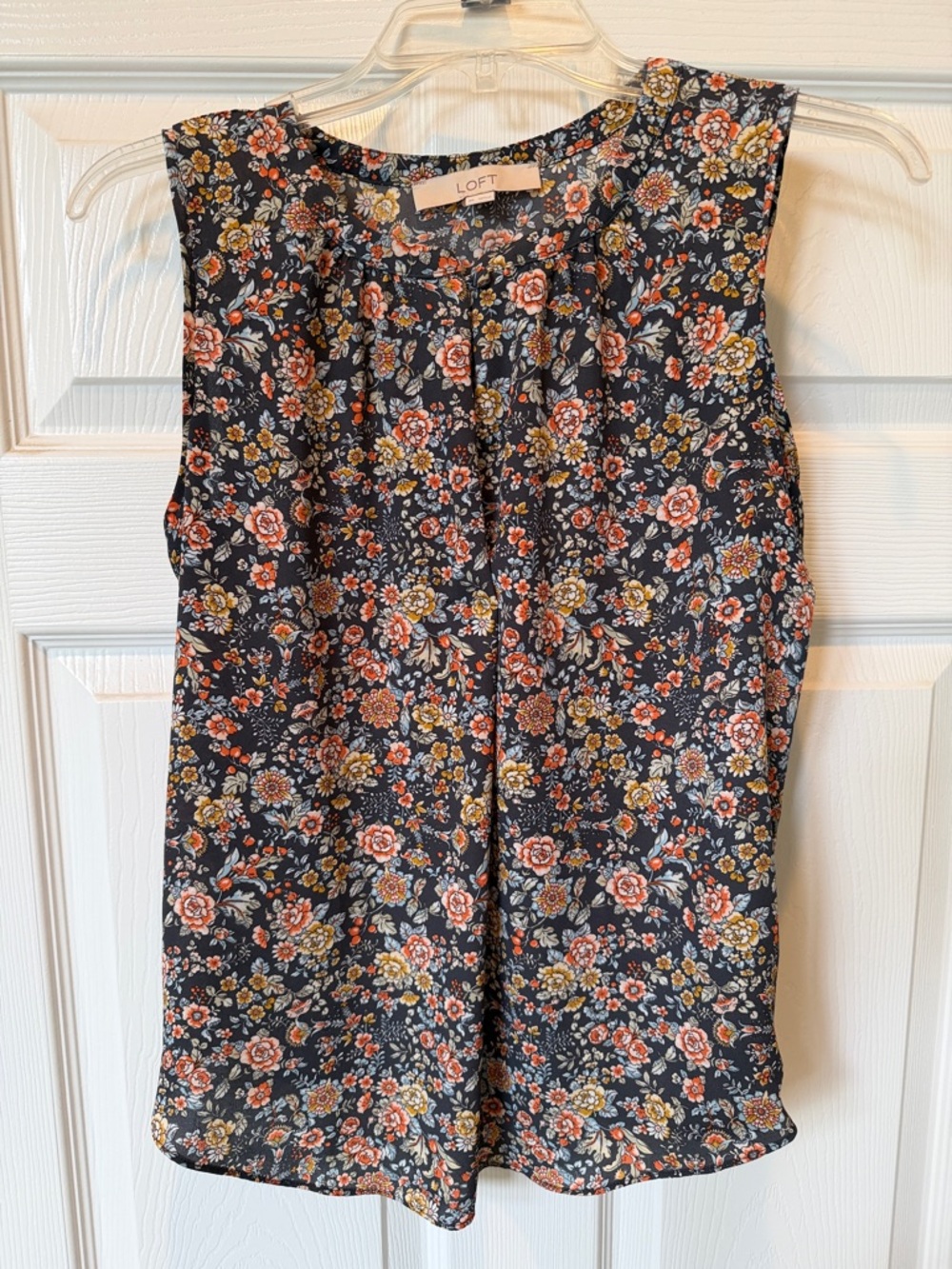 Sweet LOFT Sleeveless Floral Top
